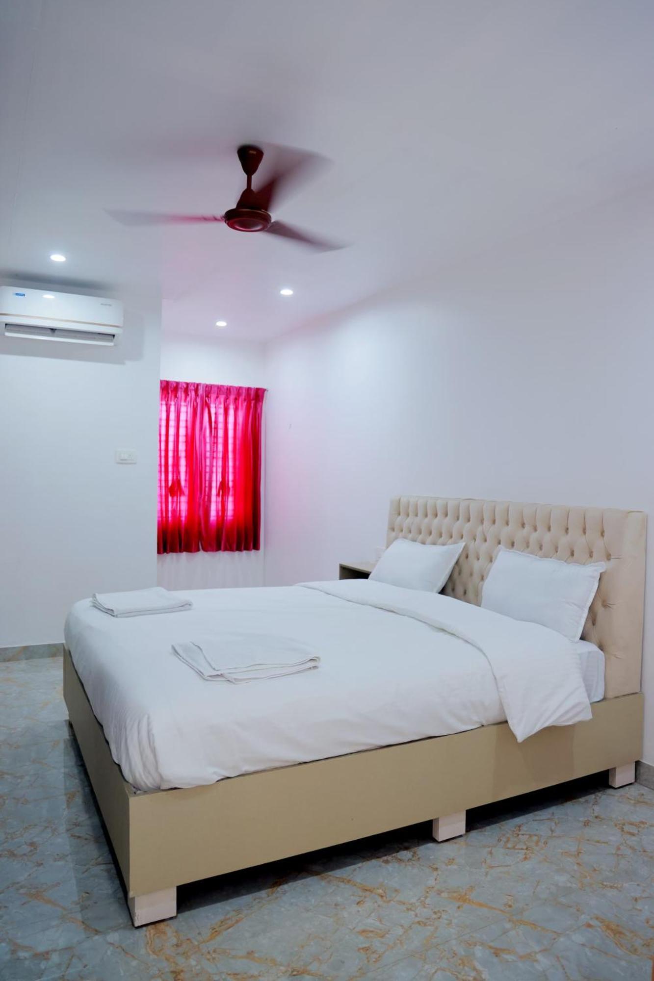 Grand Sangeetham Inn Tiruchchendūr Exterior foto